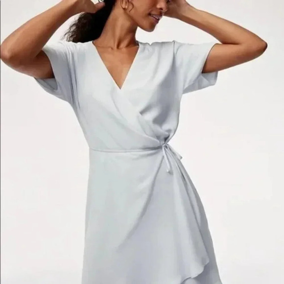 Aritzia Babaton  Wallace Wrap Dress Sky Blue Size Small - Picture 3 of 8